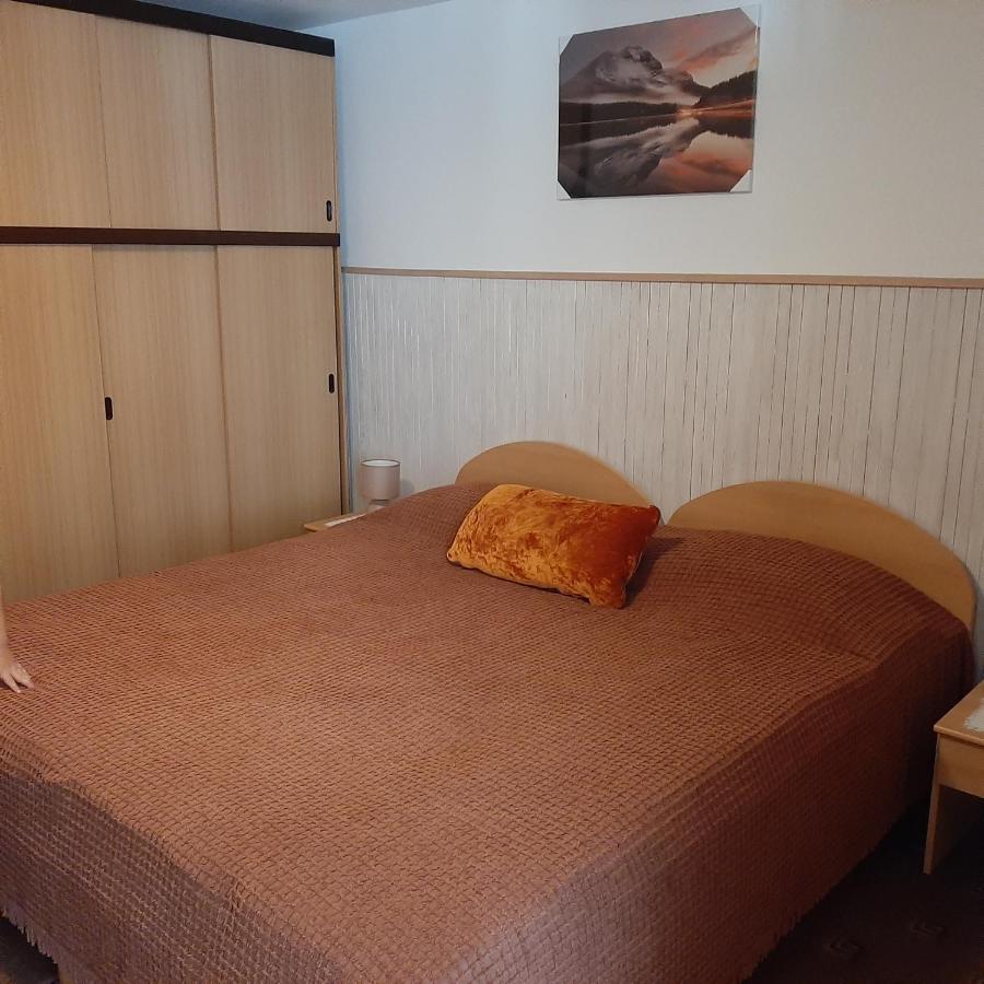 Apartments Gale Делнице Экстерьер фото