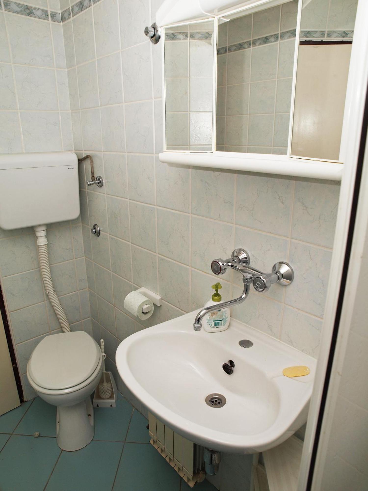 Apartments Gale Делнице Экстерьер фото