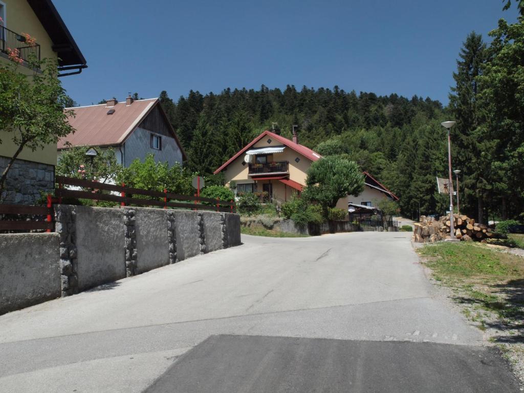 Apartments Gale Делнице Экстерьер фото