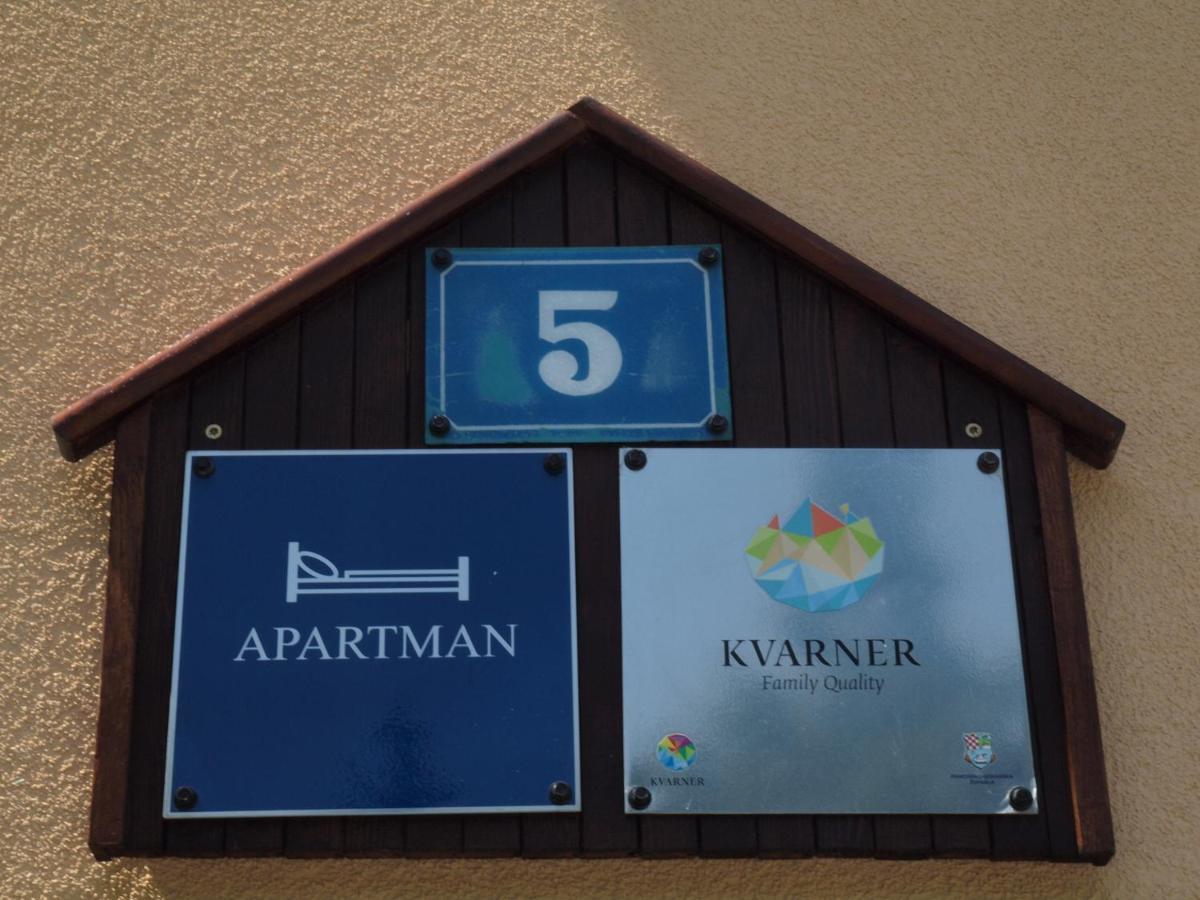 Apartments Gale Делнице Экстерьер фото